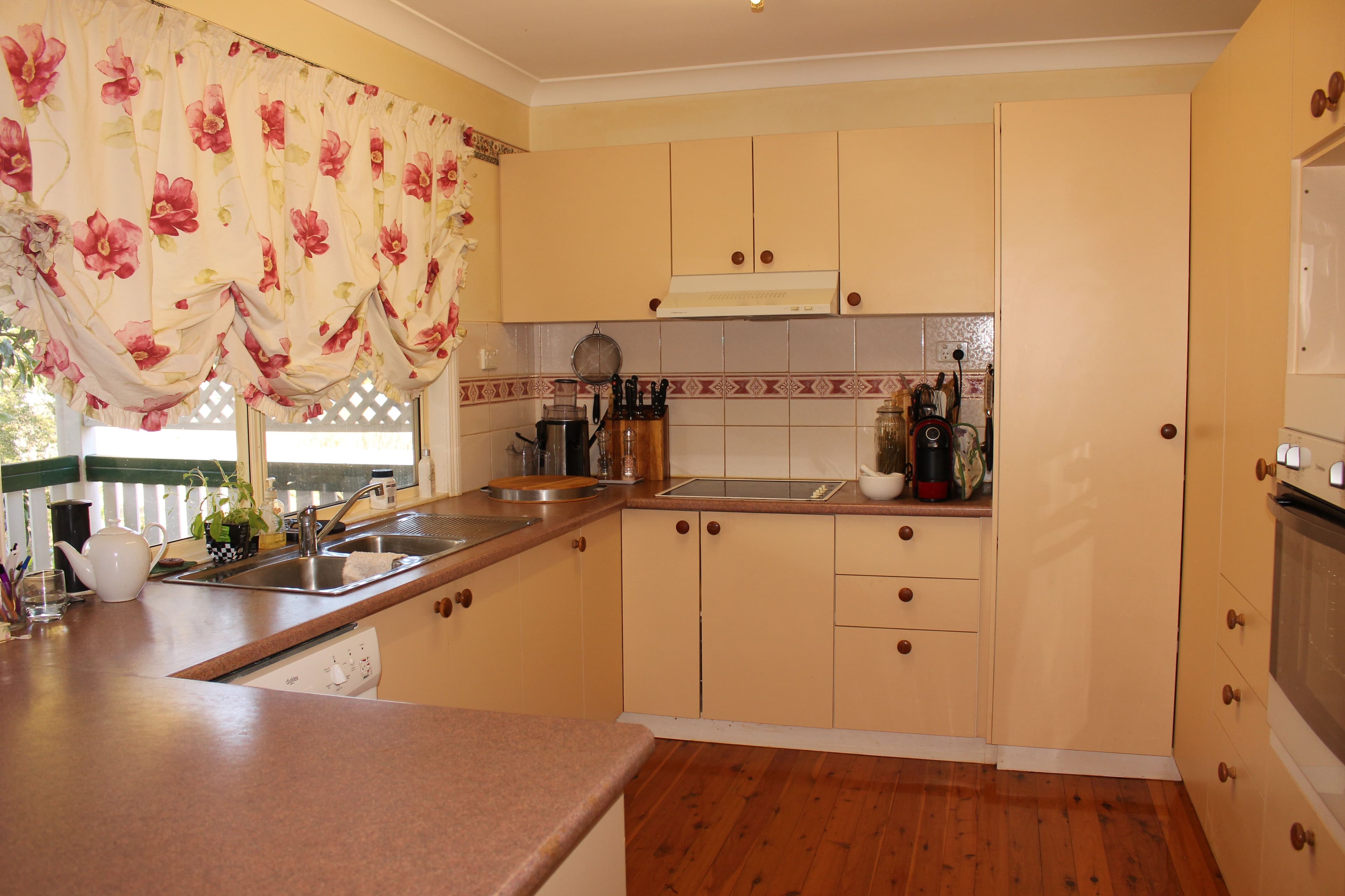 9 Frizzell Street, Southbrook QLD 4363, Southbrook - Thumbnail 3