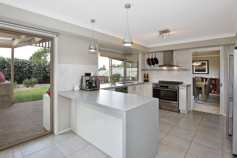 2 Essington Court, Bomaderry - Thumbnail 5