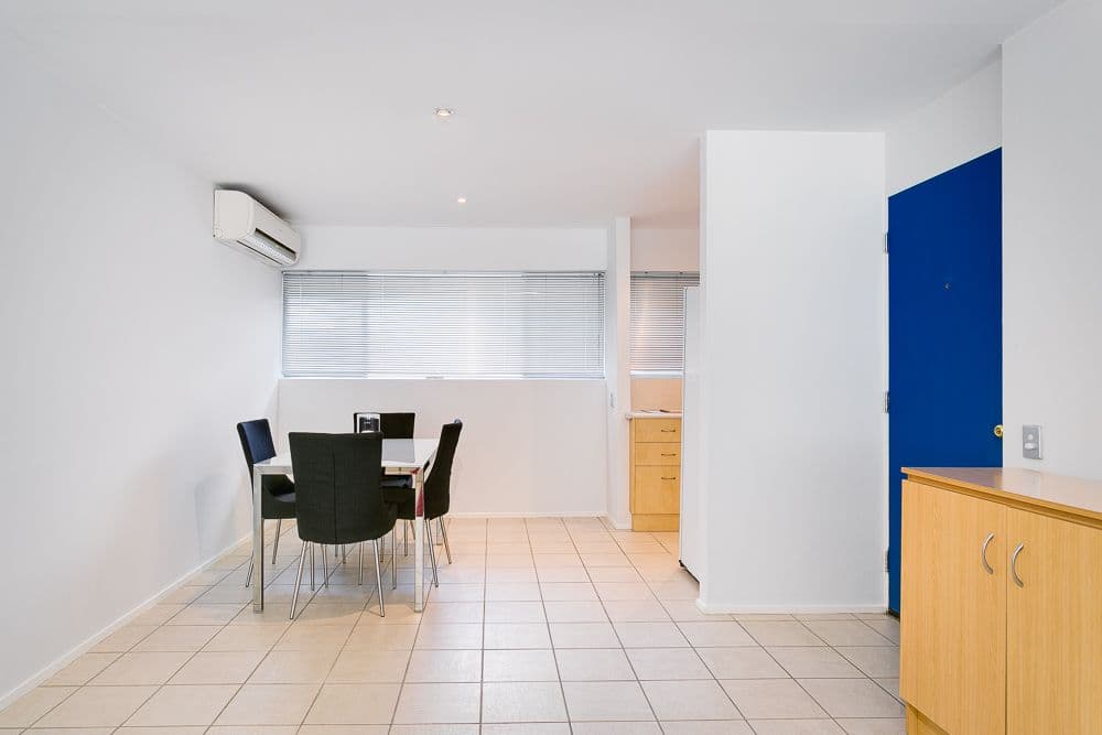 183 Nursery Road, Holland Park West QLD 4121, Holland Park West - Thumbnail 4