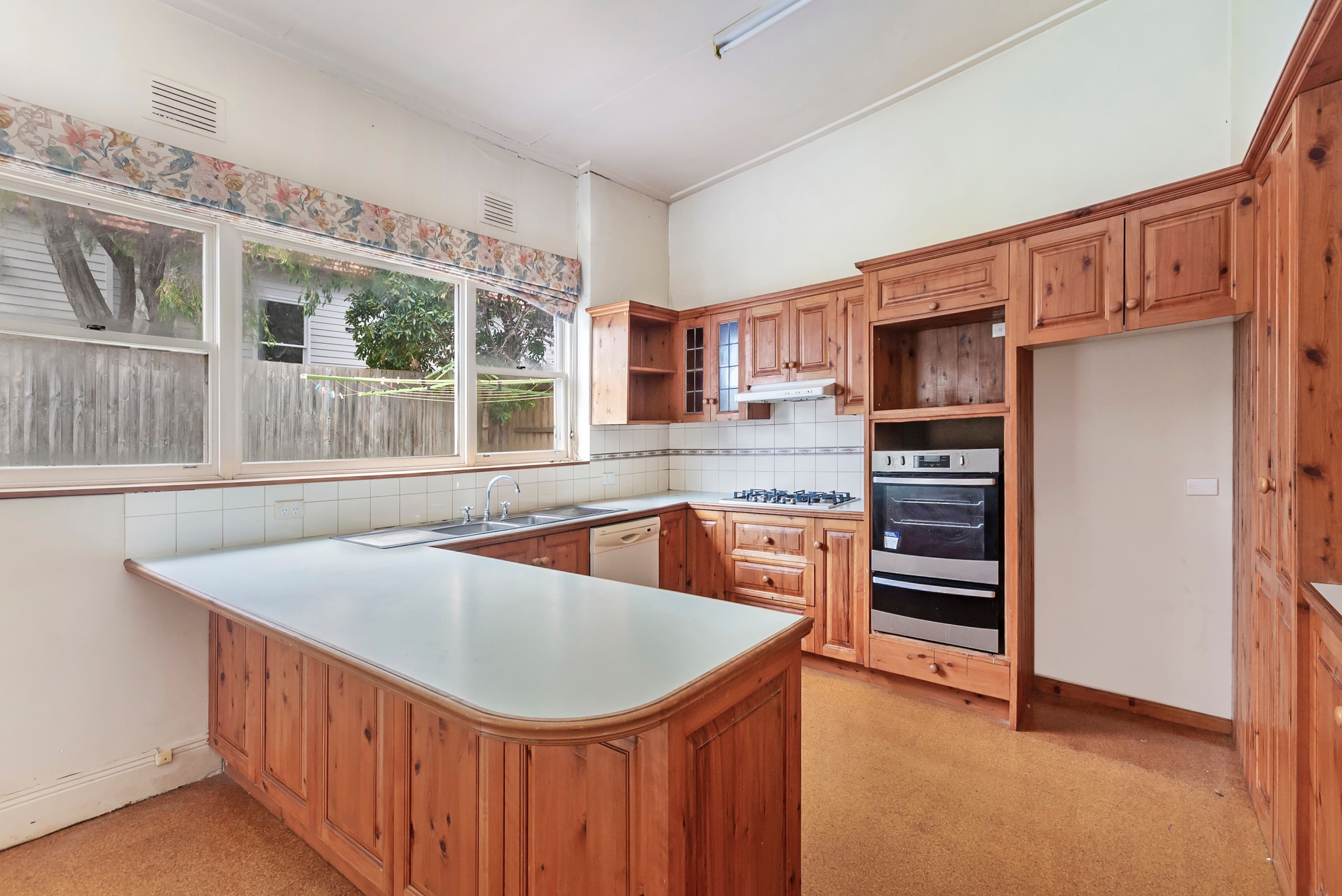 4 Howard Street, Warrnambool VIC 3280, Warrnambool - Thumbnail 6