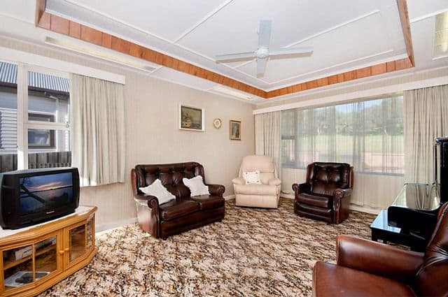 24 Aitkins Road, WARRNAMBOOL VIC 3280, Warrnambool - Thumbnail 2