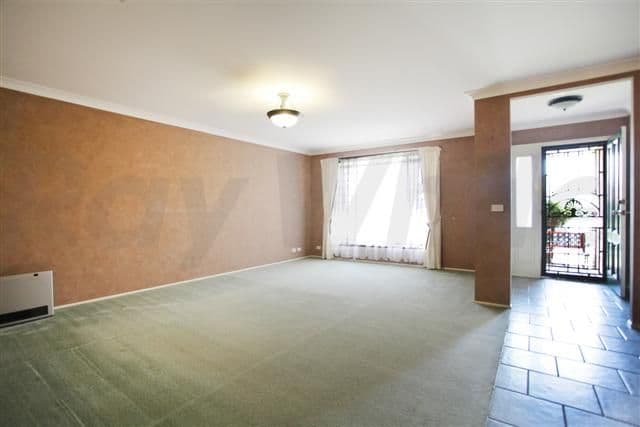 8 Kalua Place, GLENMORE PARK NSW 2745, Glenmore Park - Thumbnail 2