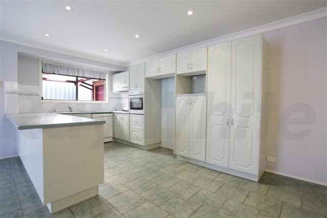 8 Kalua Place, GLENMORE PARK NSW 2745, Glenmore Park - Thumbnail 3