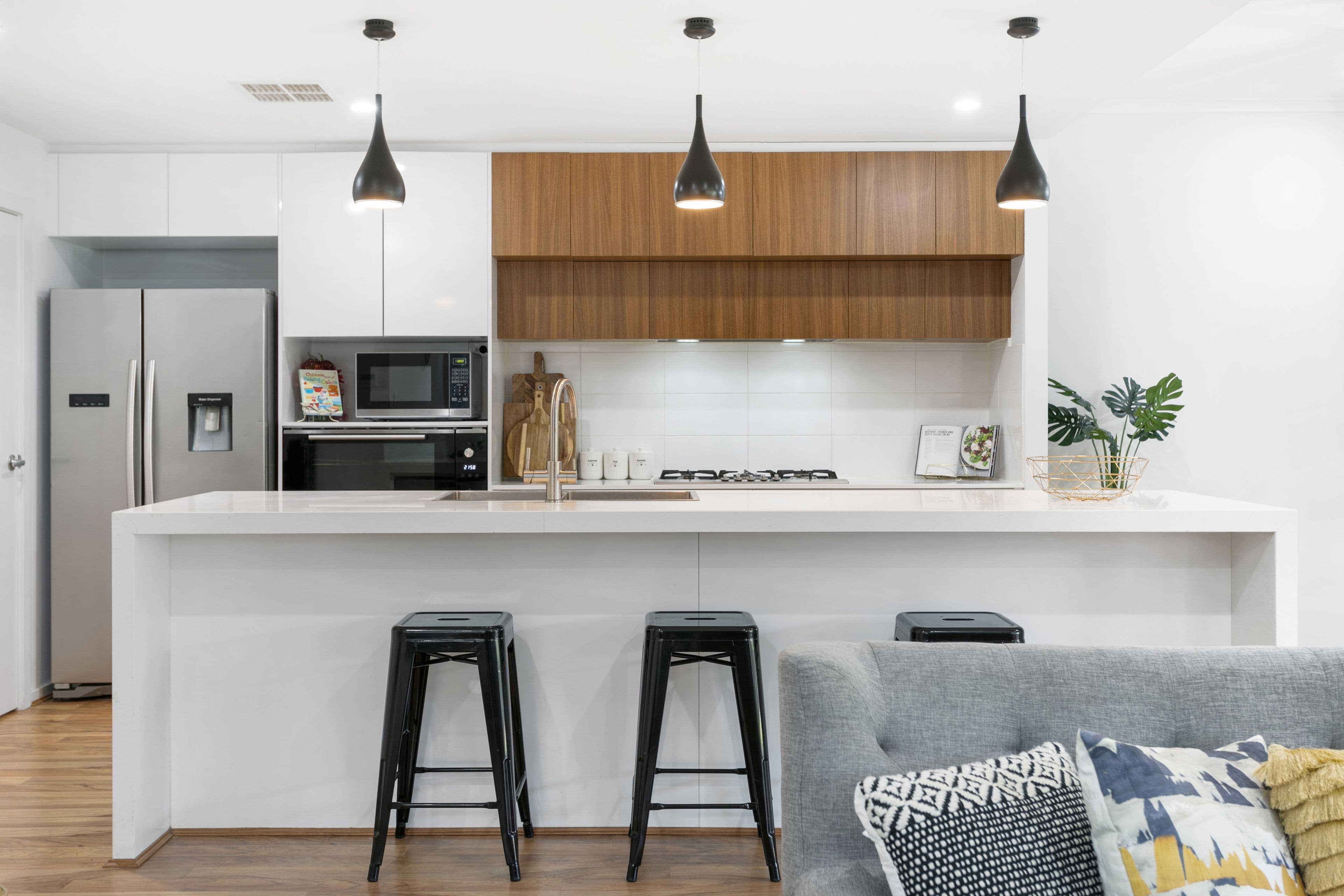 7 Calomba Crescent, Happy Valley SA 5159, Happy Valley - Thumbnail 2