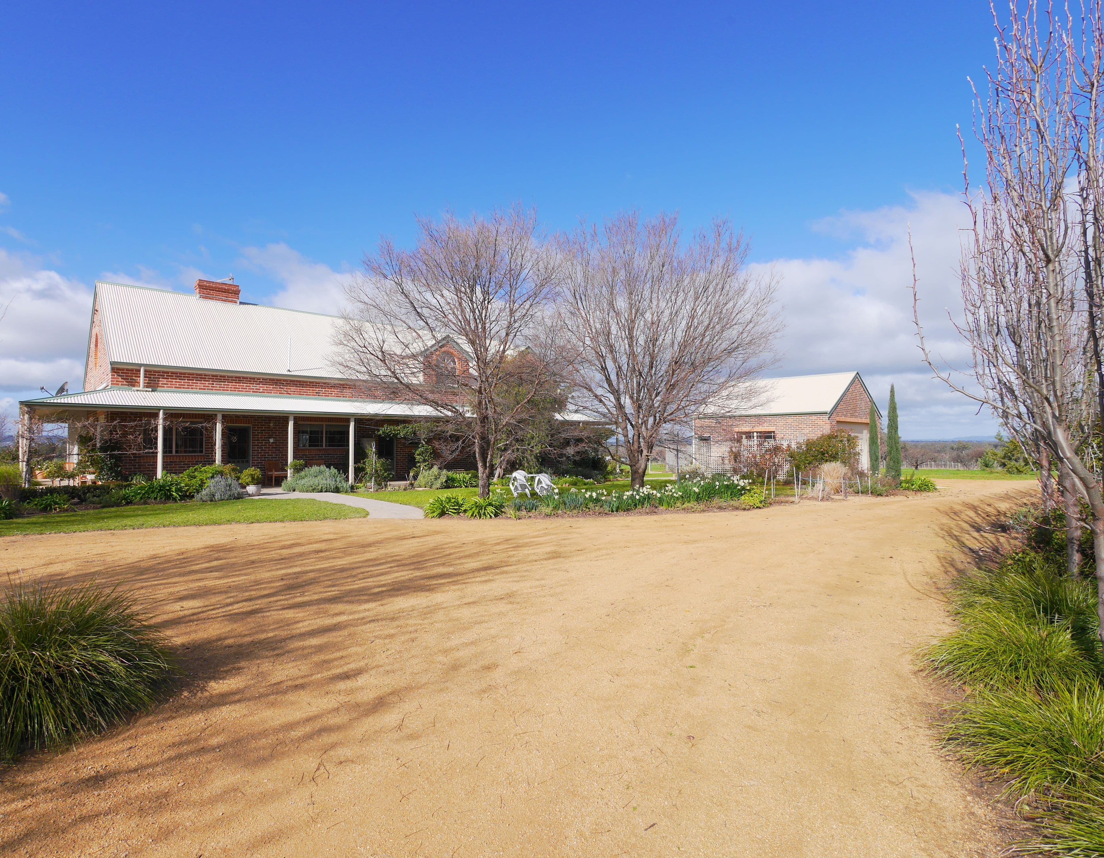 42 Delaneys Road, Cowra - Image 1