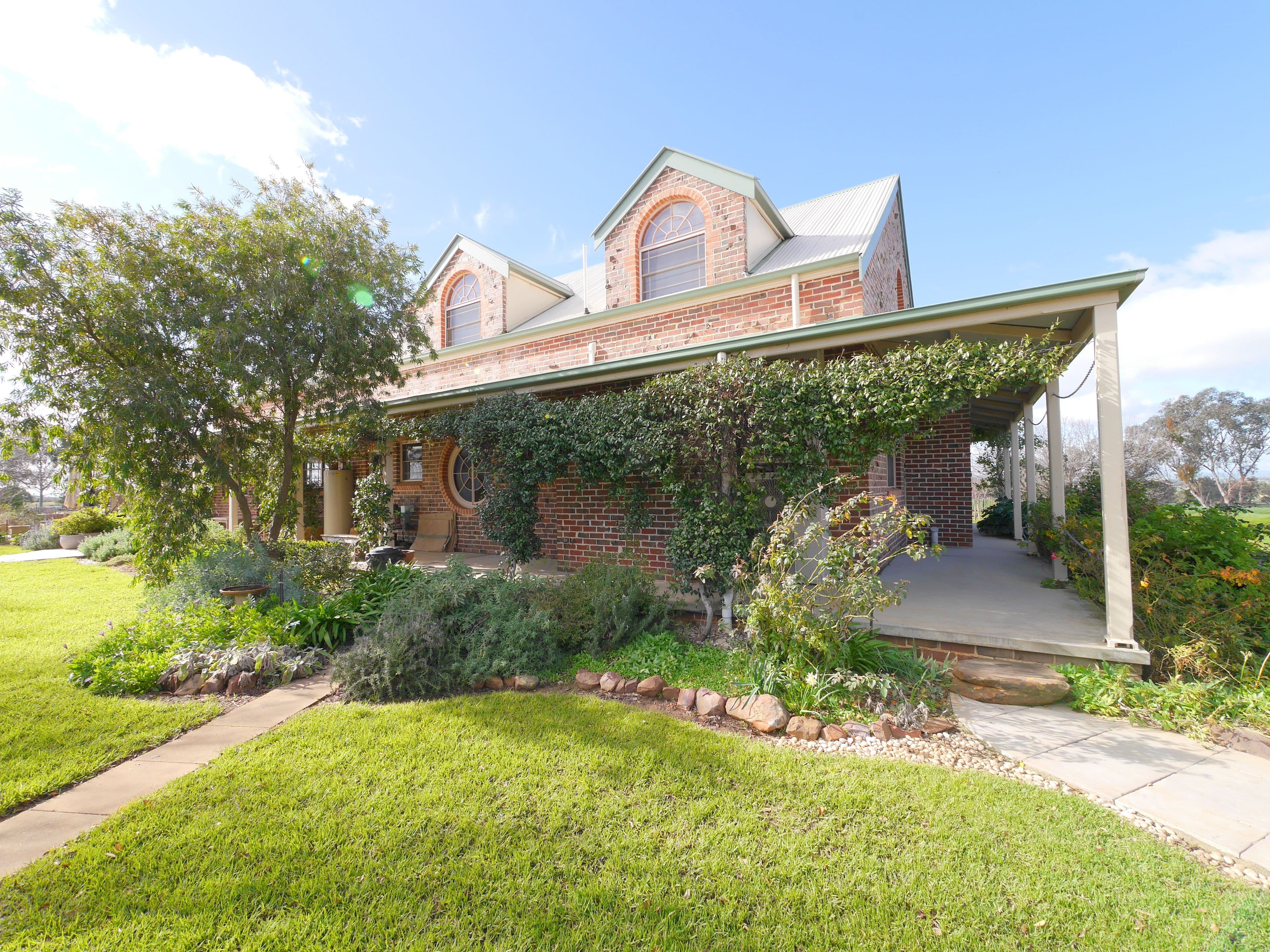 42 Delaneys Road, Cowra - Thumbnail 3