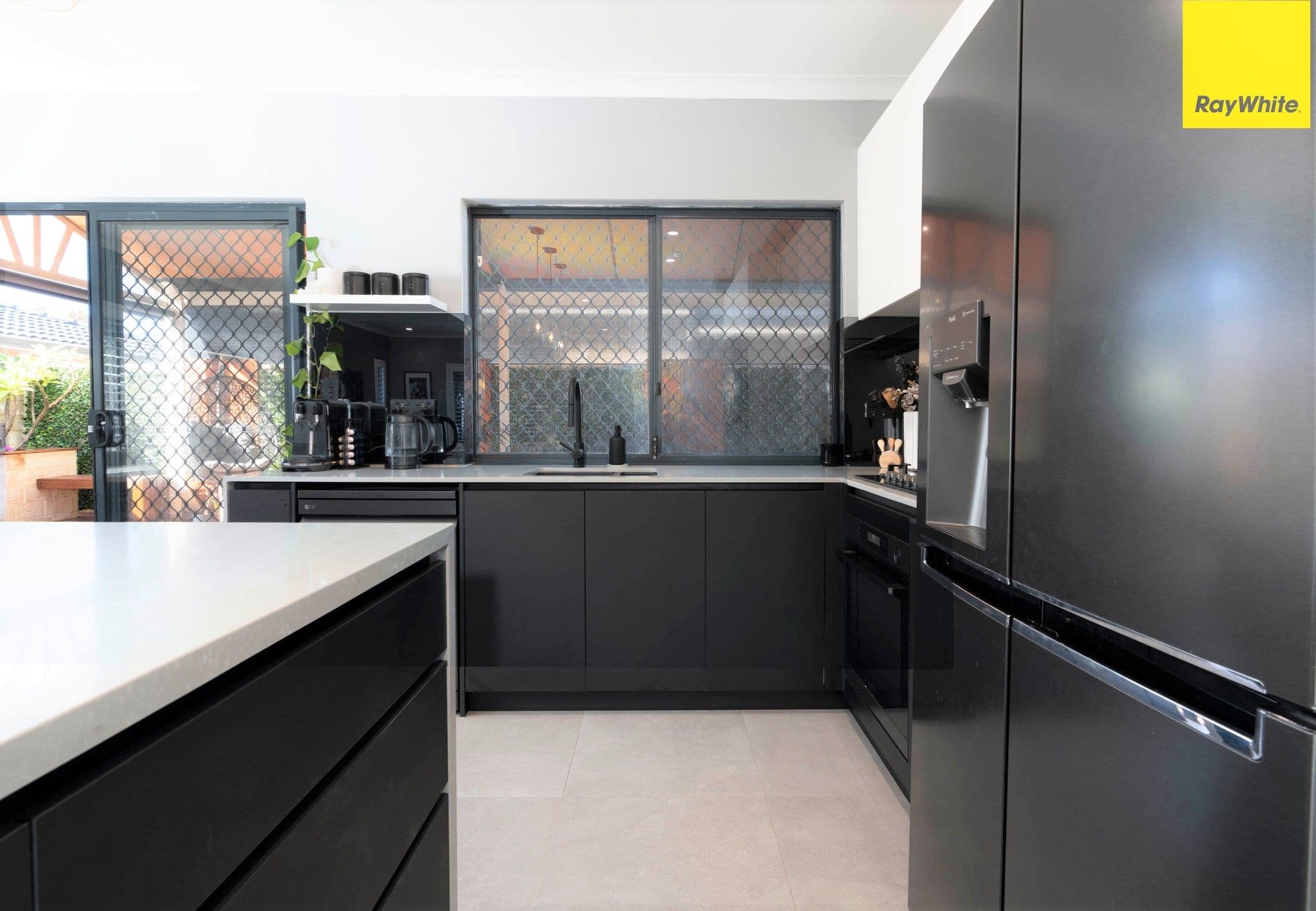 27 Hardey Road, Ascot WA 6104, Ascot - Thumbnail 2
