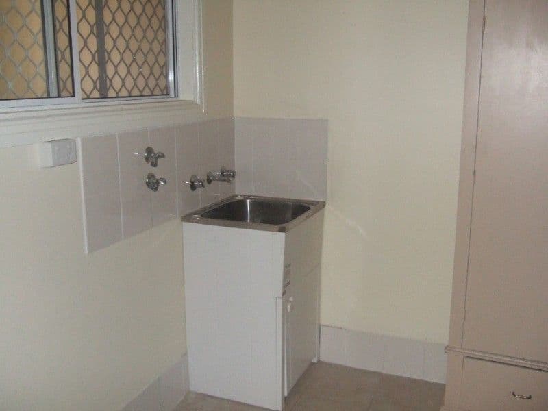 184 Murton Street, BROKEN HILL NSW 2880, Broken Hill - Thumbnail 6
