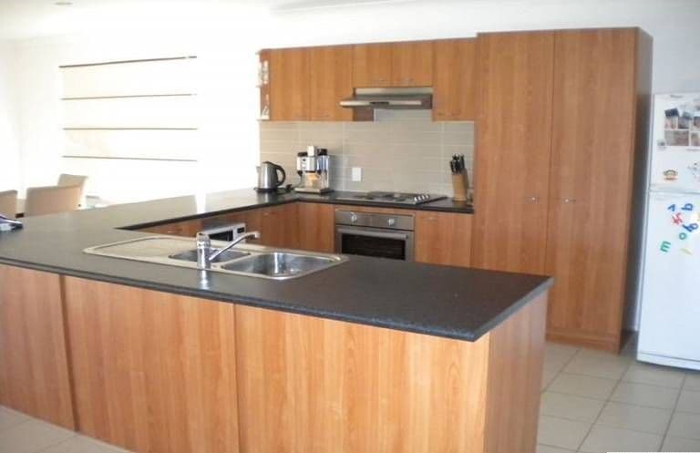 1-3 Eimeo Place, SANDSTONE POINT QLD 4511, Sandstone Point - Thumbnail 7