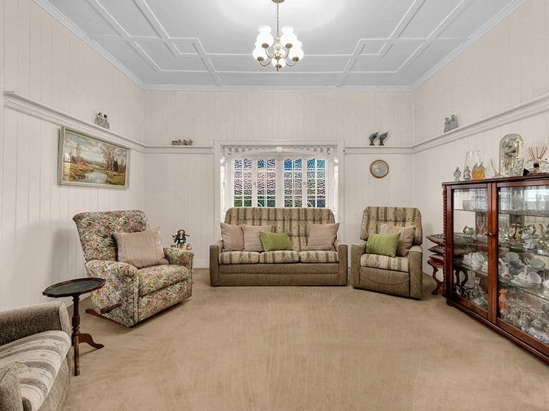 18 Welwyn Crescent, Coorparoo QLD 4151, Coorparoo - Thumbnail 5