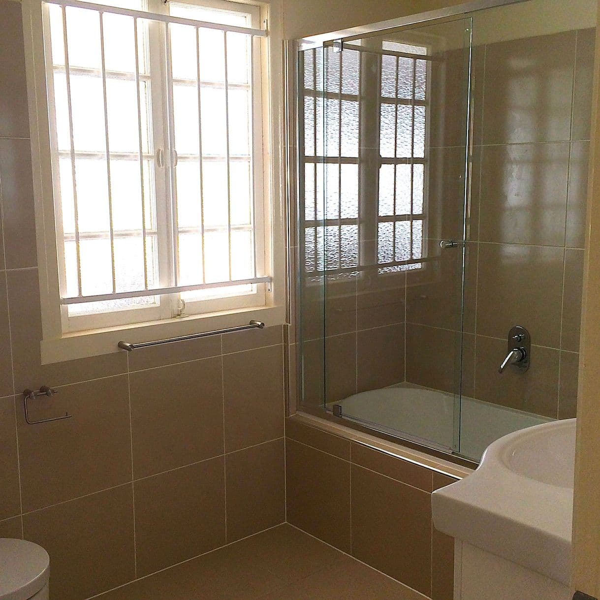 39 Plimsoll Street, Greenslopes QLD 4120, Greenslopes - Thumbnail 5