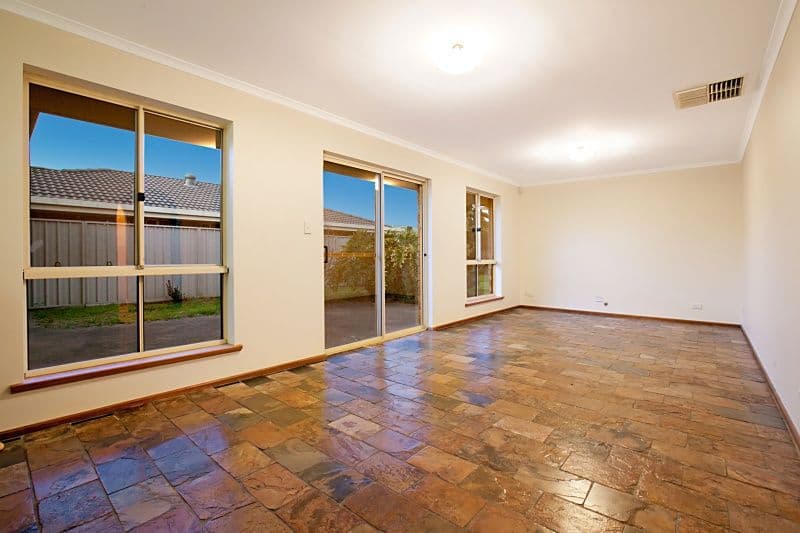 5 Woolford Place, POORAKA SA 5095, Pooraka - Thumbnail 2