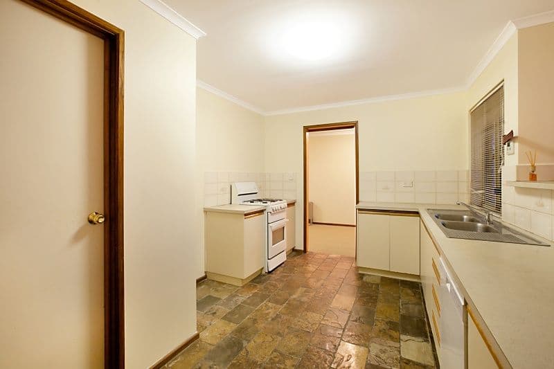 5 Woolford Place, POORAKA SA 5095, Pooraka - Thumbnail 4
