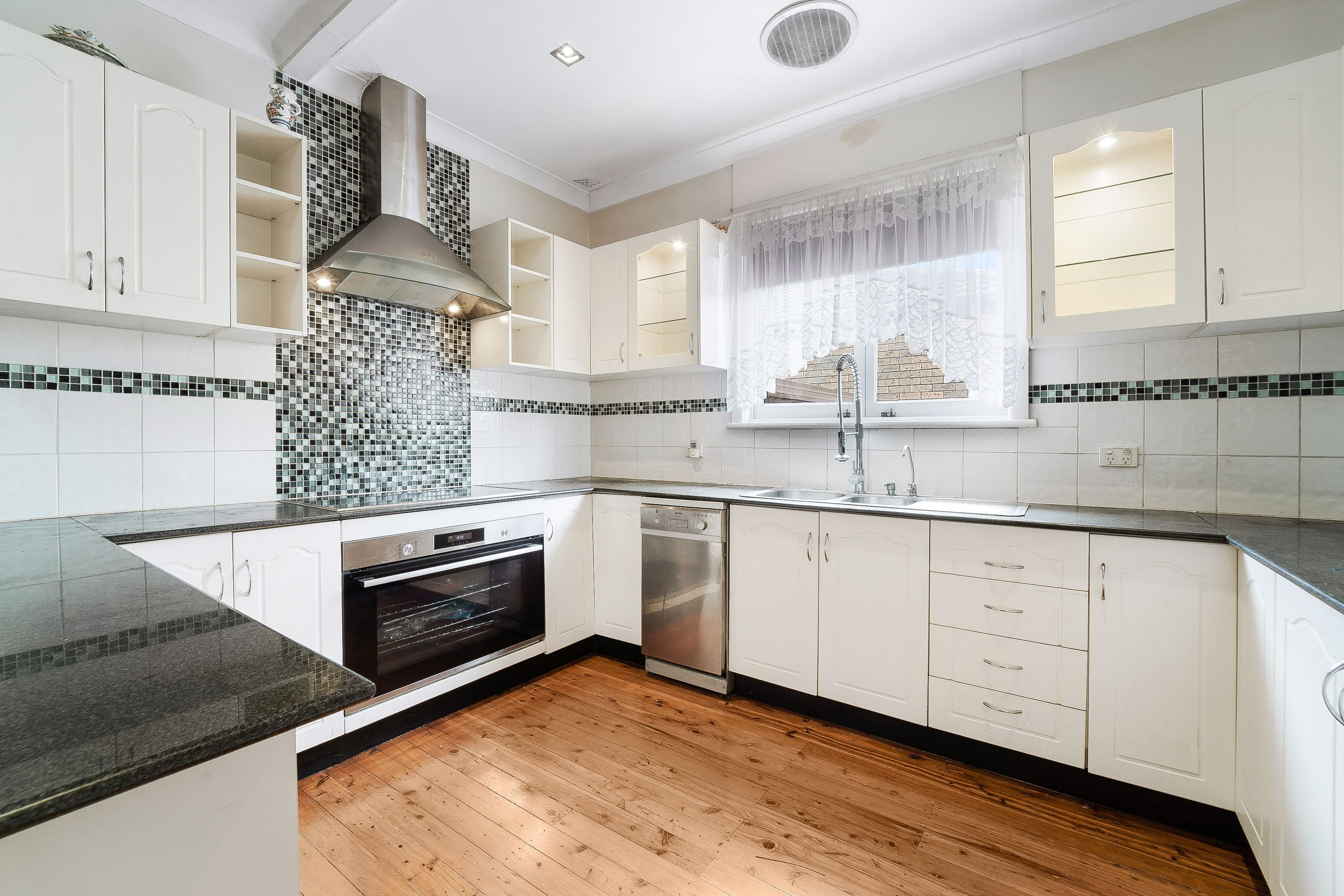 41 Beale Street, Georges Hall NSW 2198, Georges Hall - Thumbnail 7