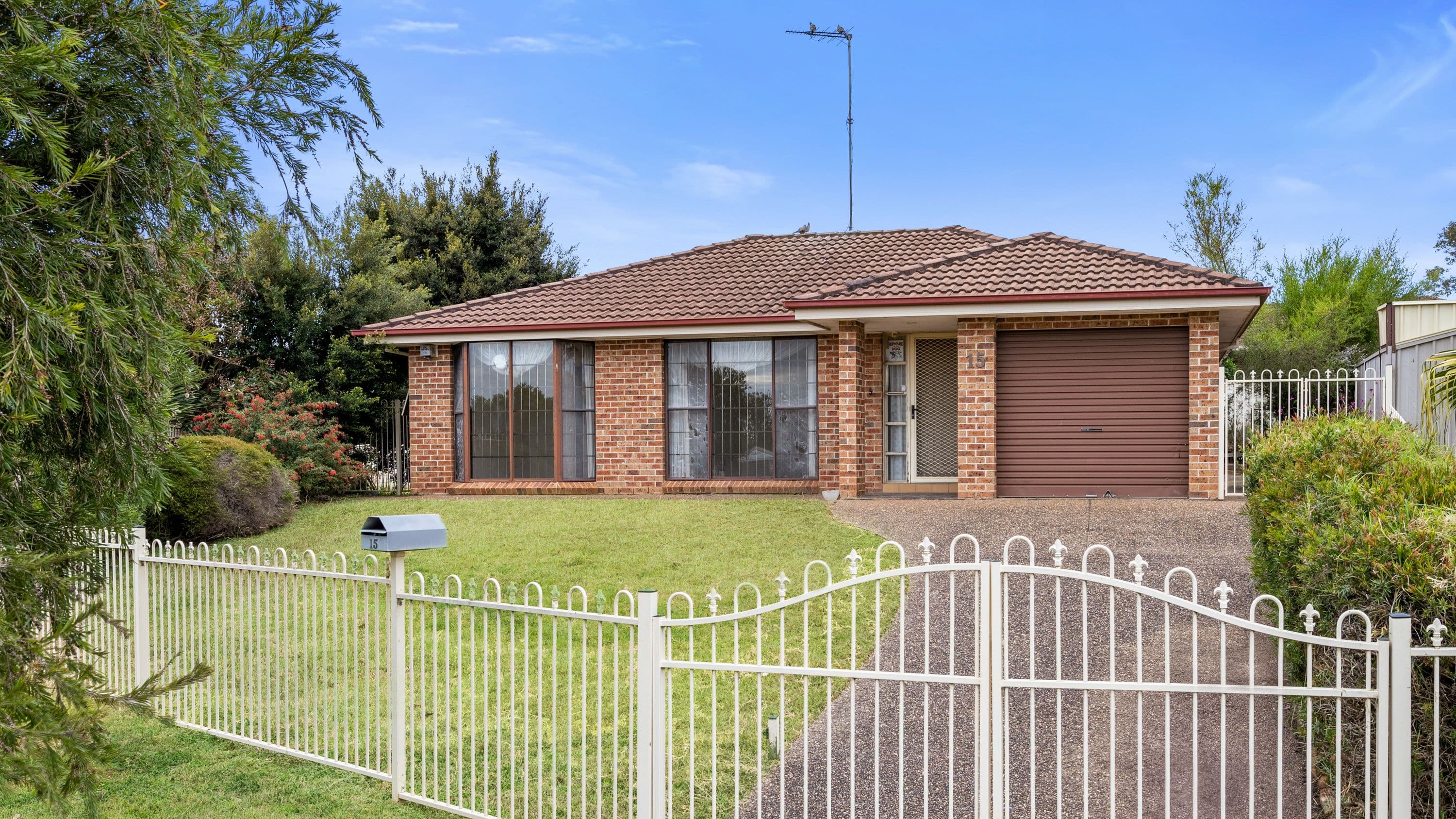 15 Falstaff Place, Rosemeadow NSW 2560, Rosemeadow - Image 1