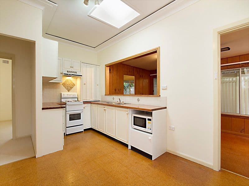 133  Bellingara Road, MIRANDA NSW 2228, Miranda - Thumbnail 4