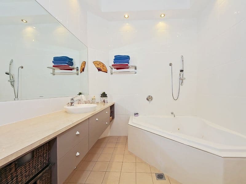 15 Dandenong Terrace, ROBINA QLD 4226, Robina - Thumbnail 4