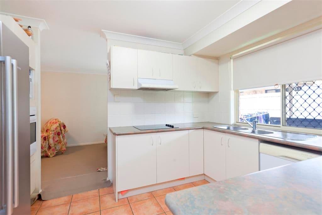 8 Friend Street, WAKERLEY QLD 4154, Wakerley - Thumbnail 8