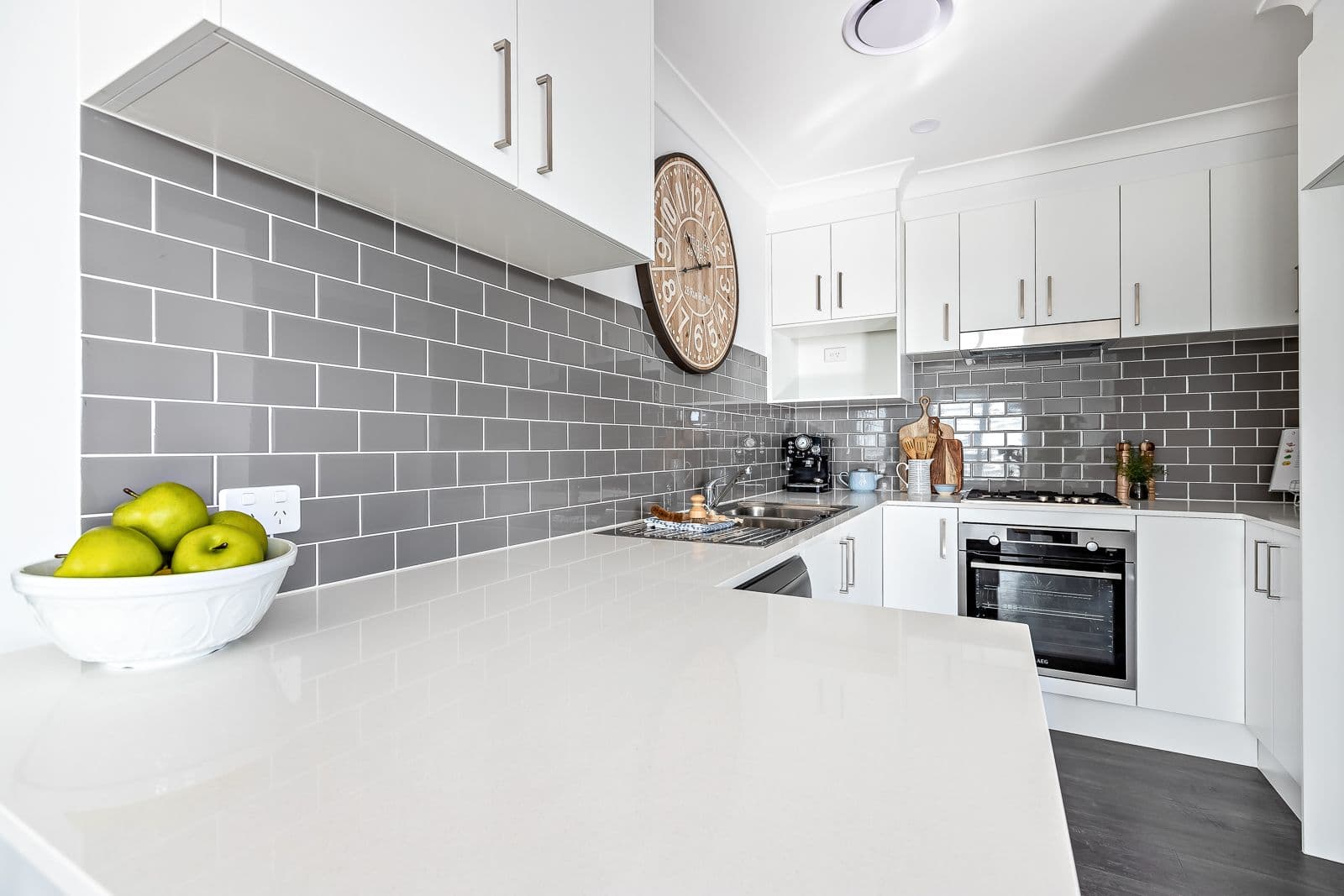 18 Wattlebird Crescent, ELERMORE VALE NSW 2287, Elermore Vale - Thumbnail 2