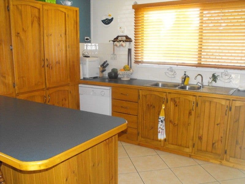 48 Gold Street, NANANGO QLD 4615, Nanango - Thumbnail 4