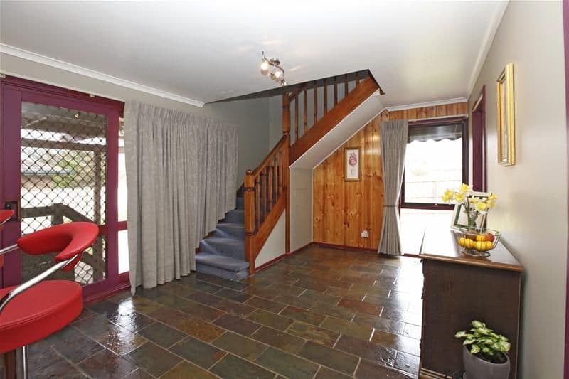 11 Merryn Close, BUNDOORA VIC 3083, Bundoora - Thumbnail 4