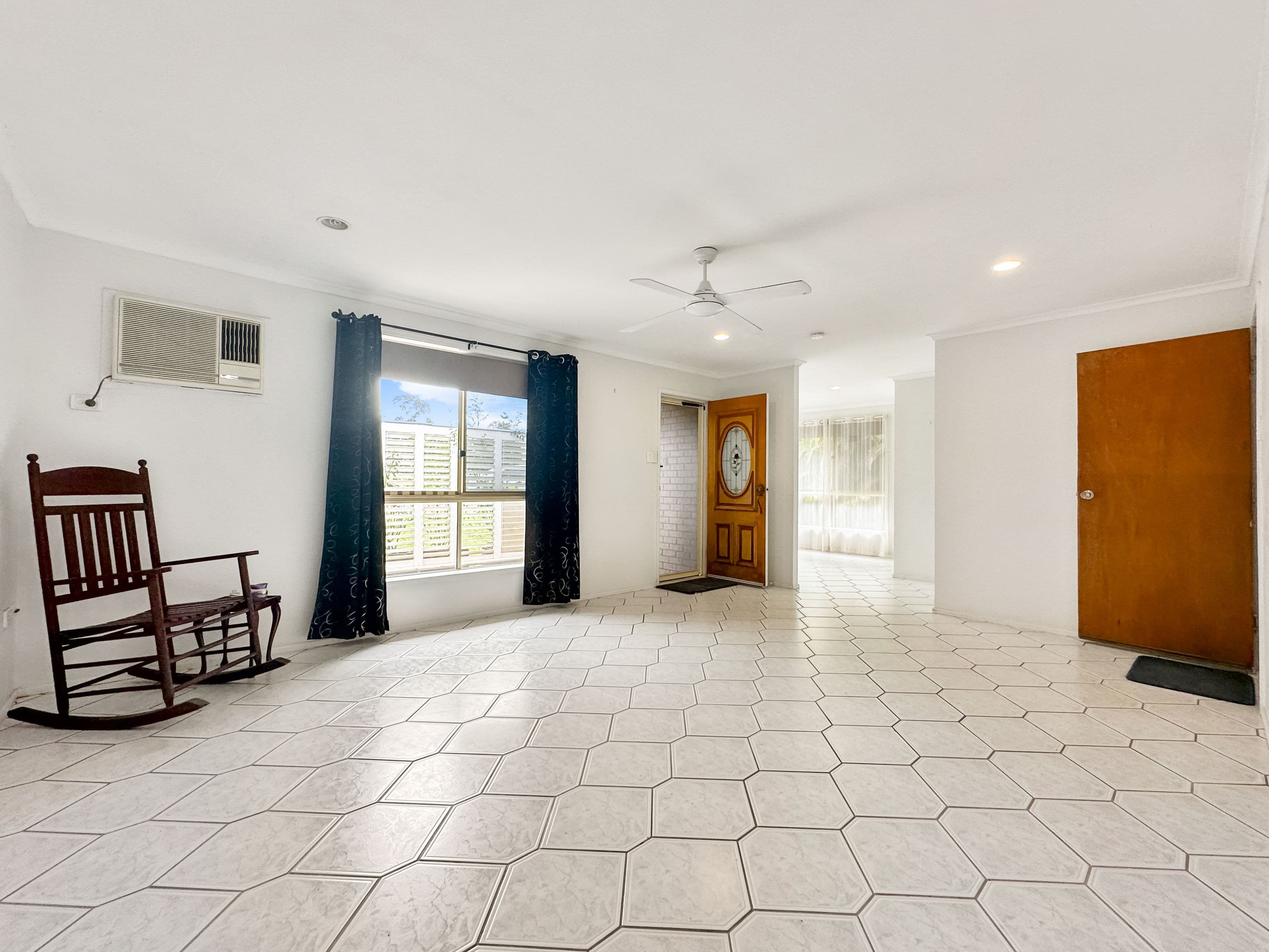 1 Mapley Court, Sarina QLD 4737, Sarina - Thumbnail 2