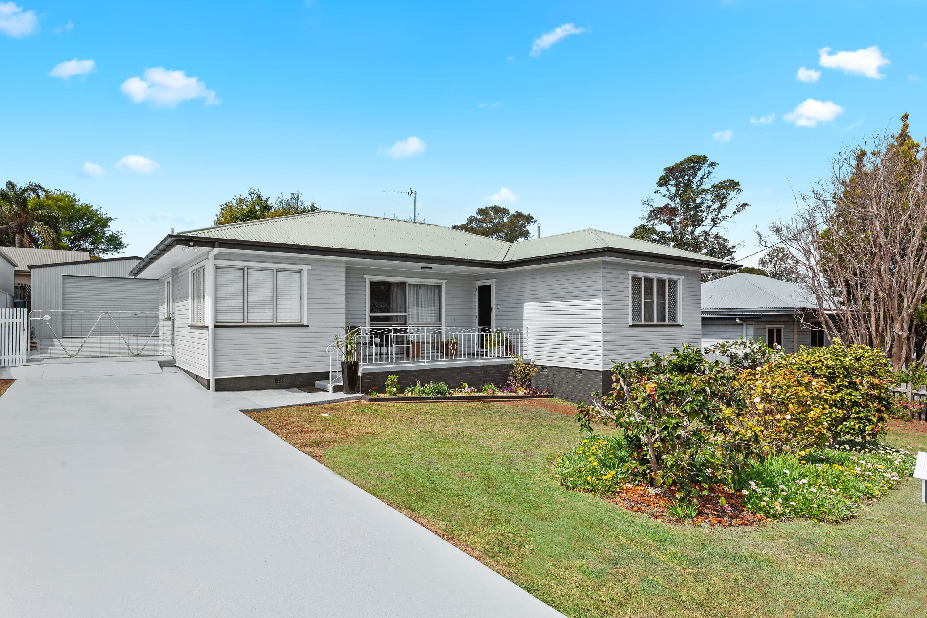 20 Sourris Street, Mount Lofty QLD 4350, Mount Lofty - Image 1