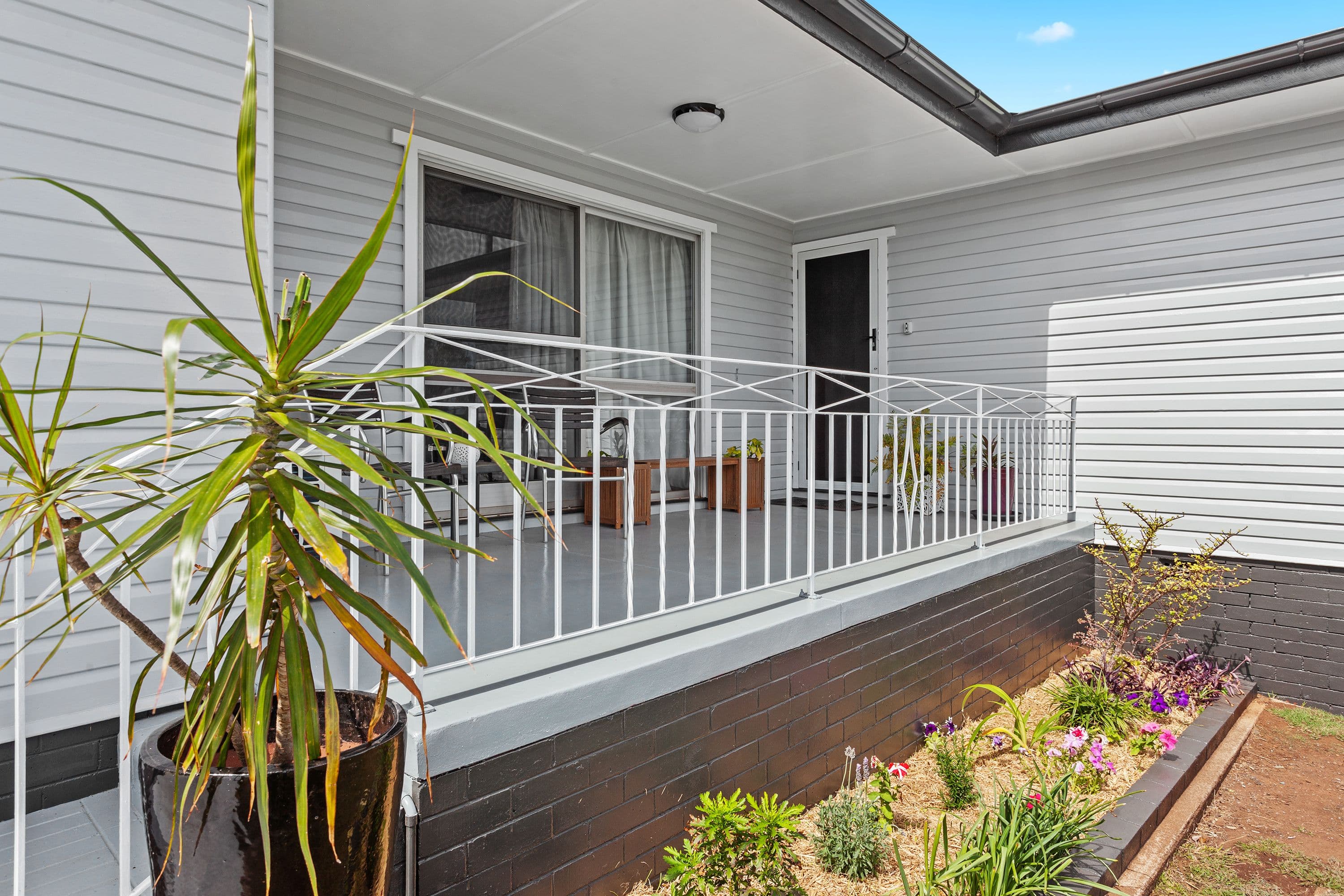 20 Sourris Street, Mount Lofty QLD 4350, Mount Lofty - Thumbnail 2