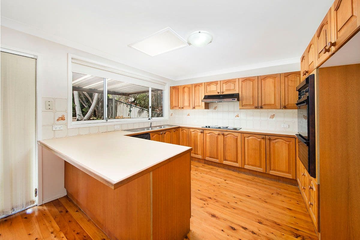 10 Blackwattle Place, Alfords Point - Thumbnail 2