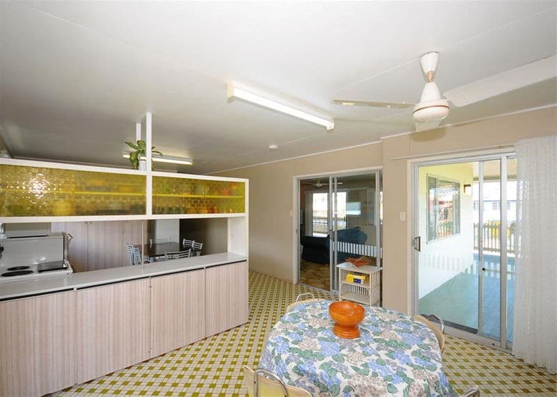 4 Churchill Street, URANGAN QLD 4655, Urangan - Thumbnail 3