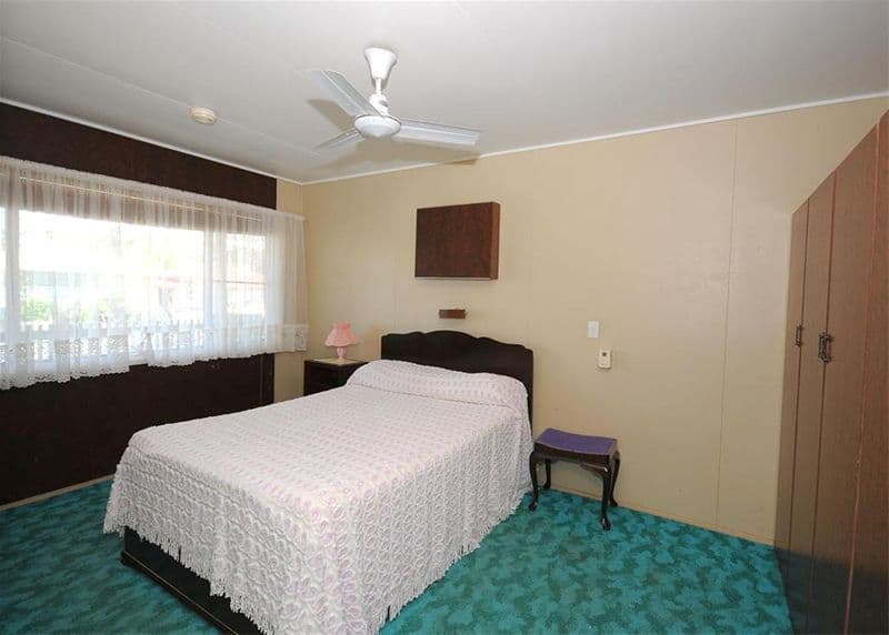 4 Churchill Street, URANGAN QLD 4655, Urangan - Thumbnail 8
