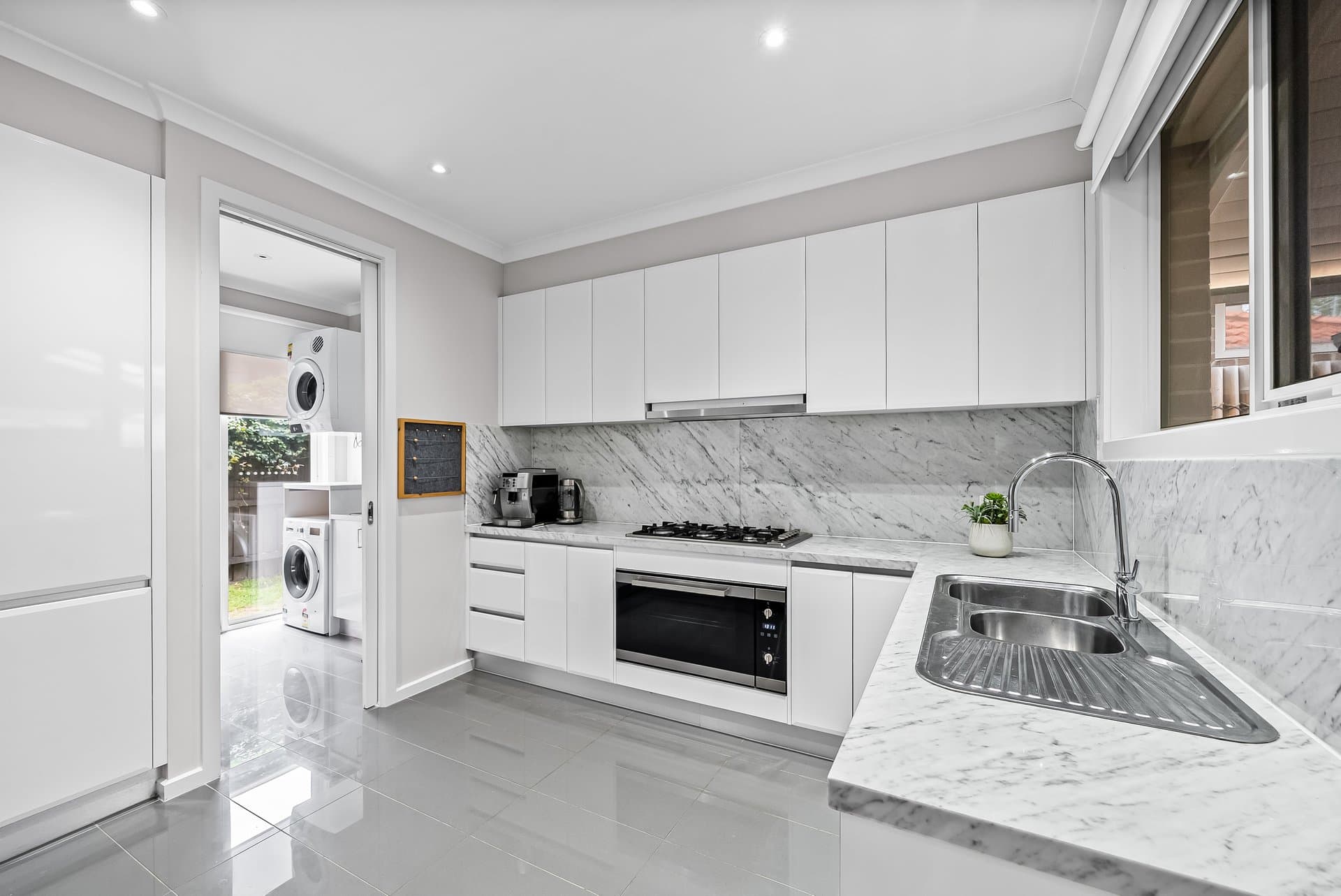 108 St Leonards Road, Ascot Vale - Thumbnail 6