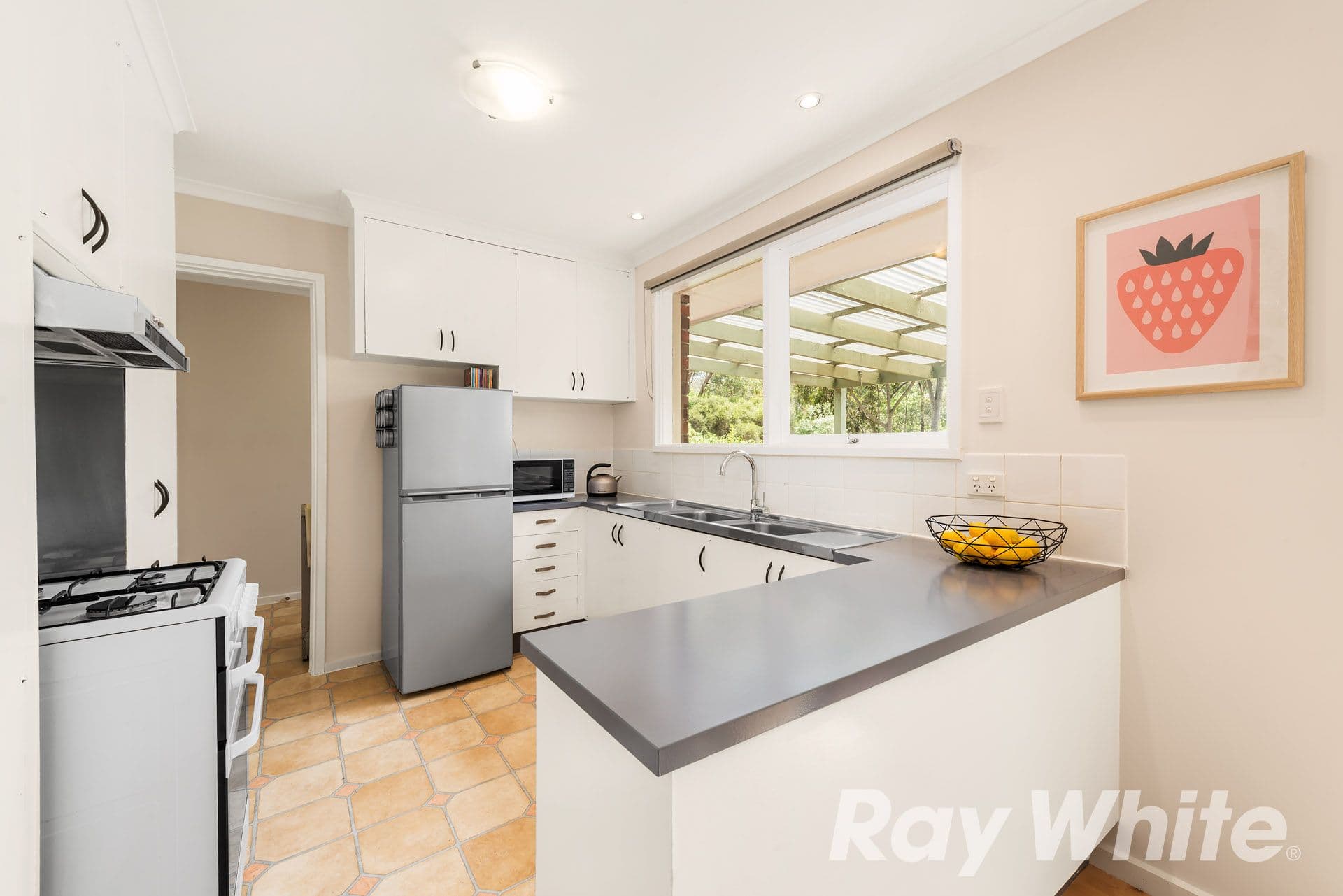 12 Edmonds Street, Diamond Creek VIC 3089, Diamond Creek - Thumbnail 2