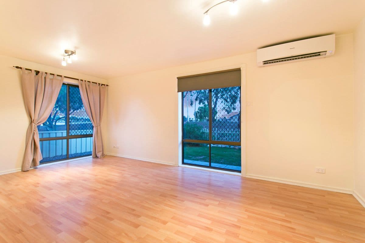 19 Curlew Court, SEMAPHORE PARK SA 5019, Semaphore Park - Thumbnail 4