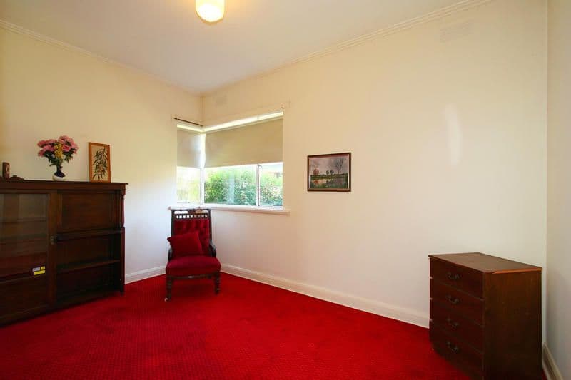 26  Jack Road, CHELTENHAM VIC 3192, Cheltenham - Thumbnail 2