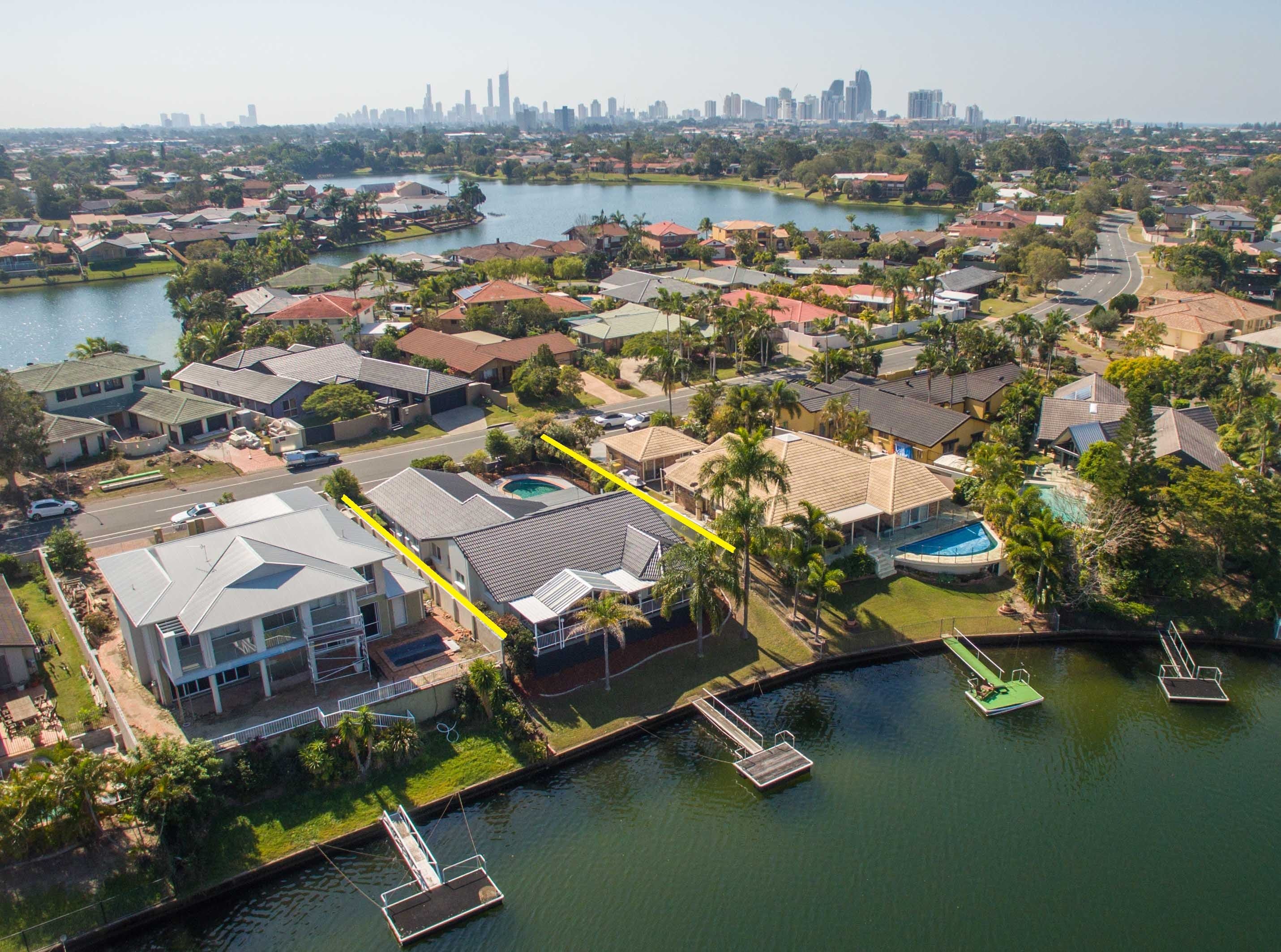 40 Barrier Reef Drive, Mermaid Waters QLD 4218, Mermaid Waters - Thumbnail 3