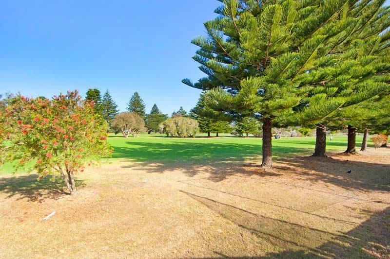 96 Grandview Street, SHELLY BEACH NSW 2261, Shelly Beach - Thumbnail 2
