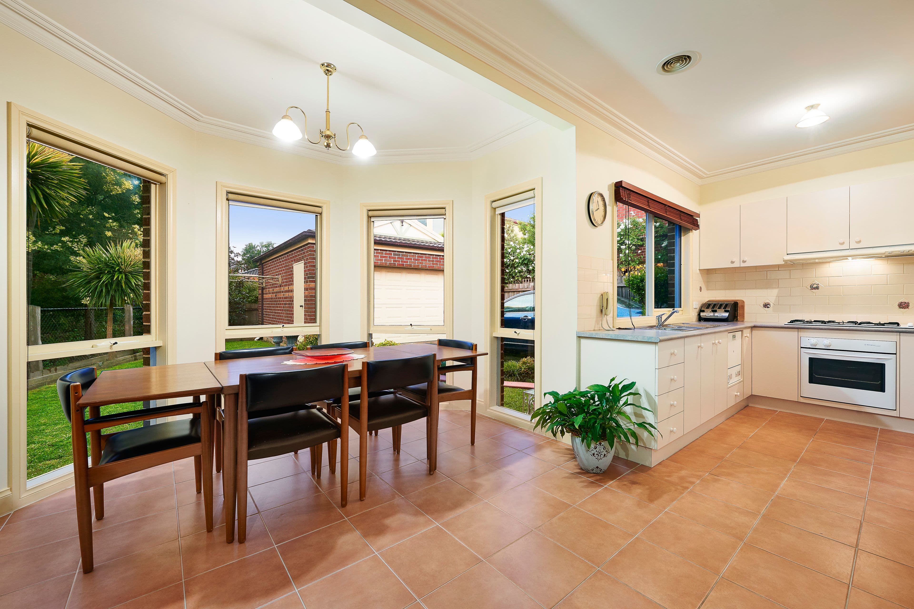 12 Beechwood Terrace, Ashwood VIC 3147, Ashwood - Thumbnail 4