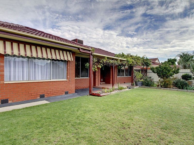 5 Koonya Avenue, SEAFORD SA 5169, Seaford - Thumbnail 4