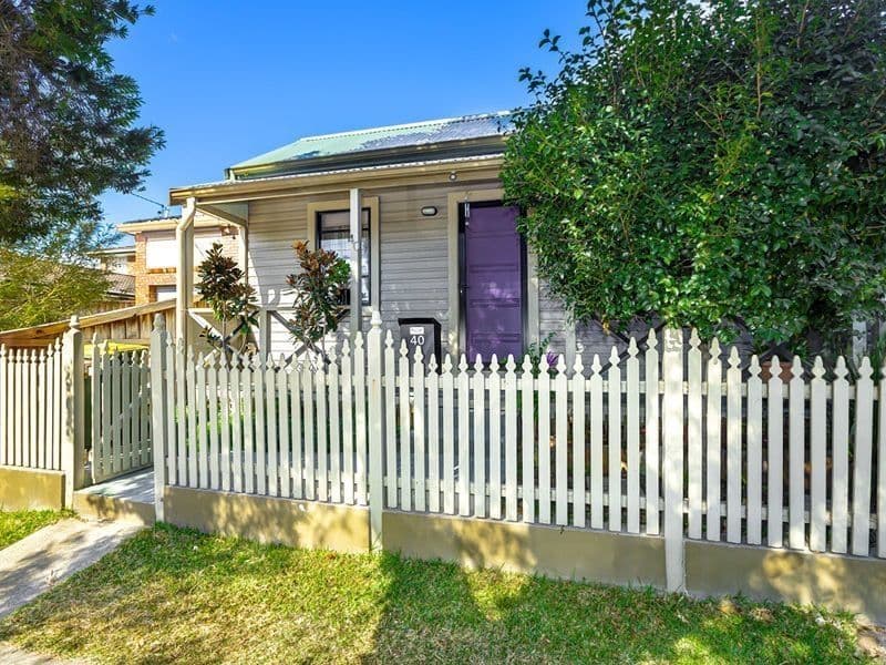 40 Wellbank Street, Concord - Image 1