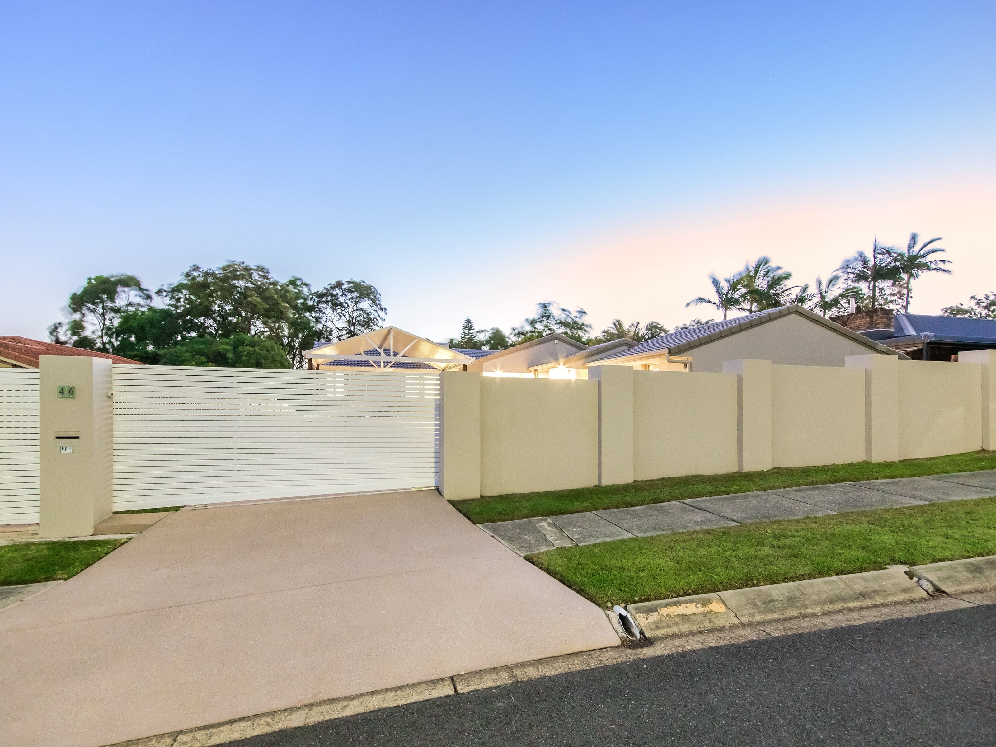 46 California Drive, Oxenford QLD 4210, Oxenford - Thumbnail 2