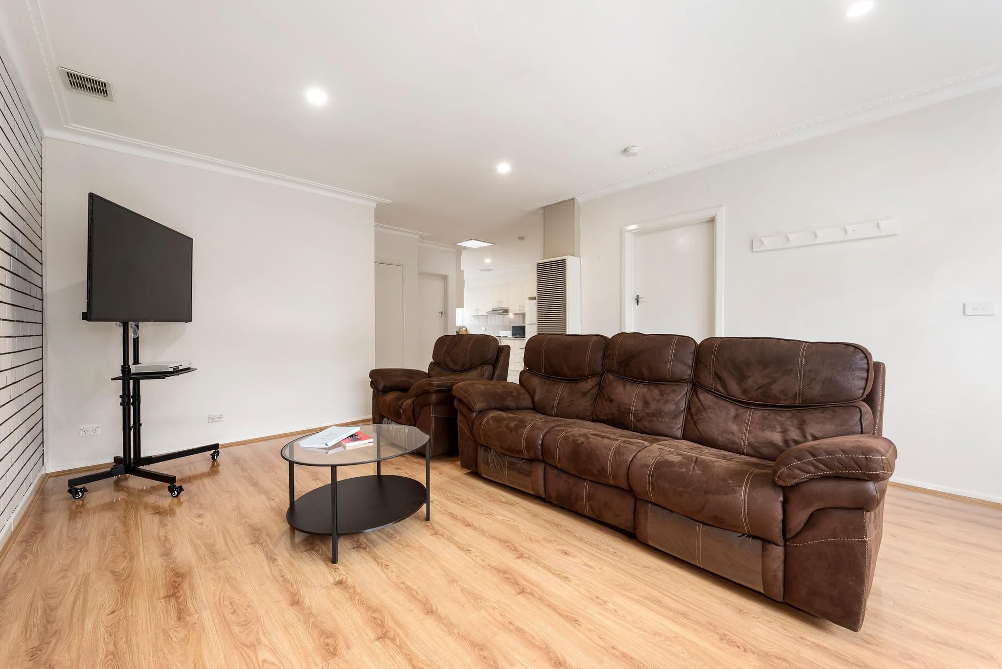 111 Kenmare Street, Mont Albert North VIC 3129, Mont Albert North - Thumbnail 3