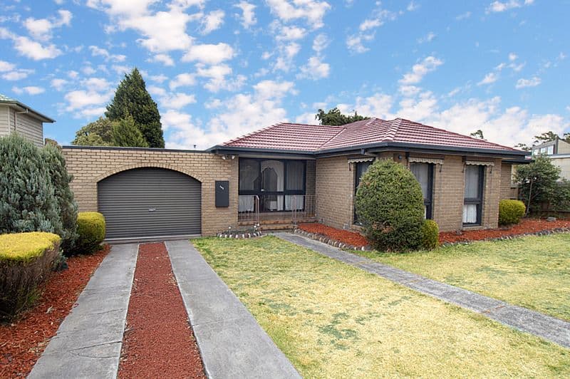 142 James Cook Drive, ENDEAVOUR HILLS VIC 3802, Endeavour Hills - Image 1