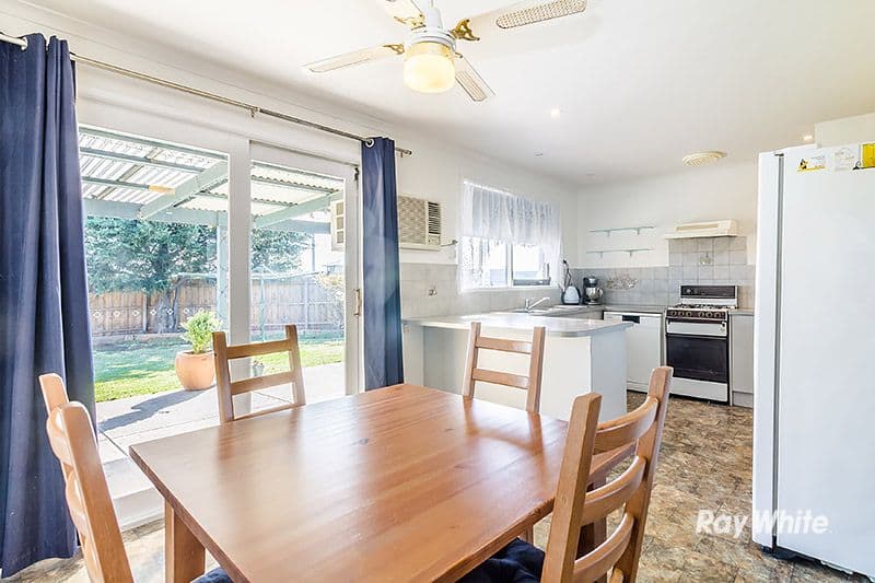 1 Caroline Crescent, Cranbourne West VIC 3977, Cranbourne West - Thumbnail 7
