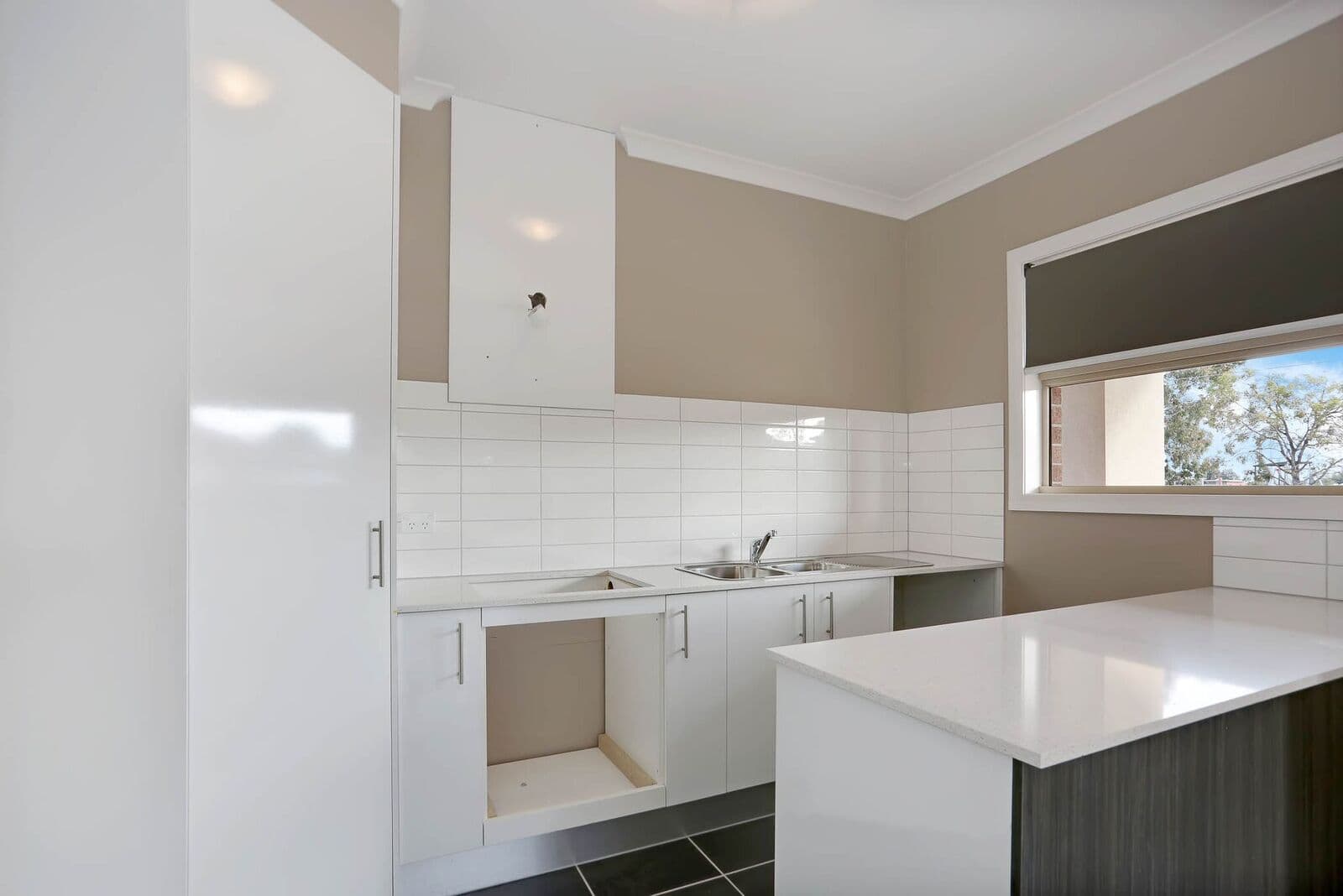 24 Lahinch Street, Broadmeadows VIC 3047, Broadmeadows - Thumbnail 3