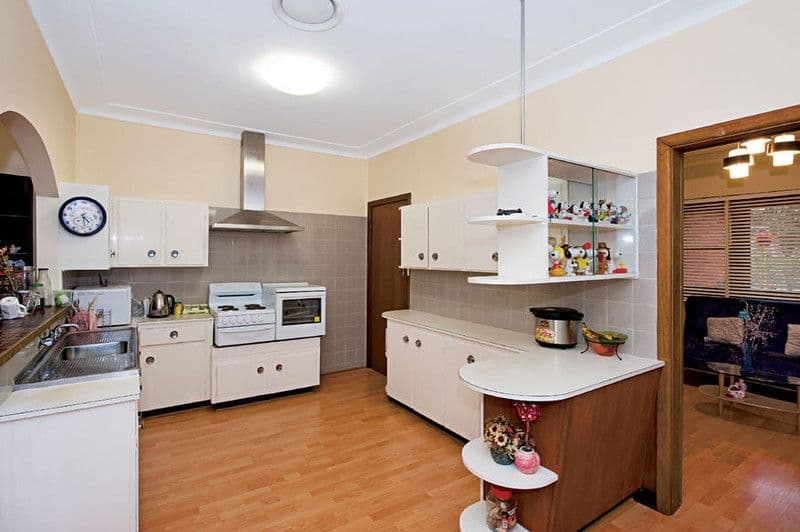 9 Judith Avenue, SEVEN HILLS NSW 2147, Seven Hills - Thumbnail 3