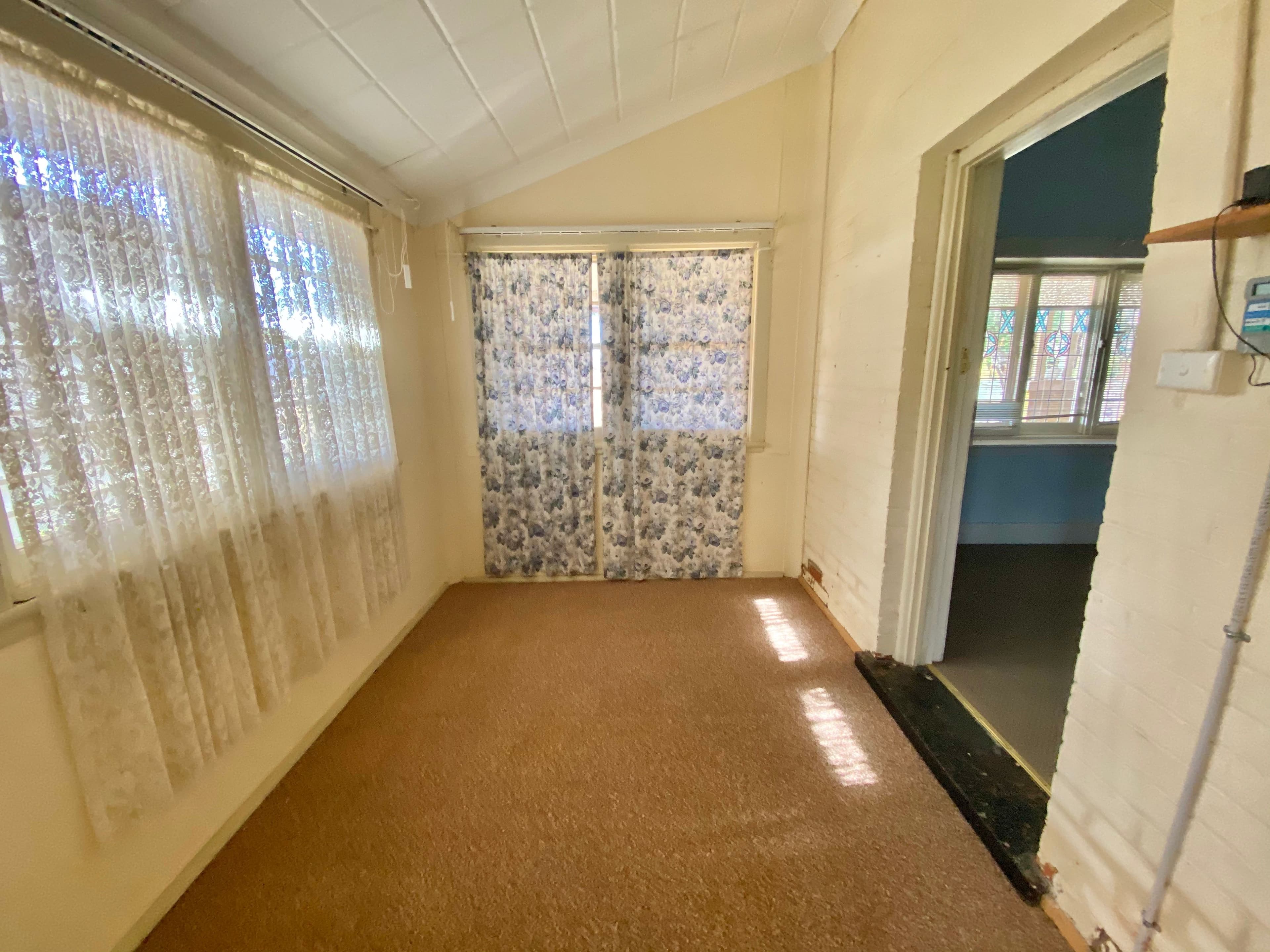 8 Battye Street, Forbes NSW 2871, Forbes - Thumbnail 8