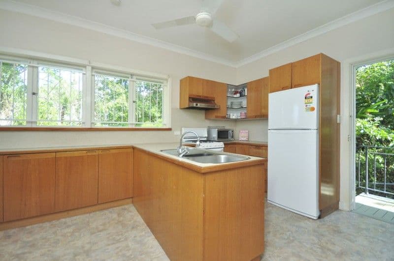 9 Baty Street, ST LUCIA QLD 4067, St Lucia - Thumbnail 7
