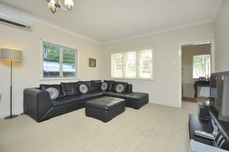 9 Baty Street, ST LUCIA QLD 4067, St Lucia - Thumbnail 8