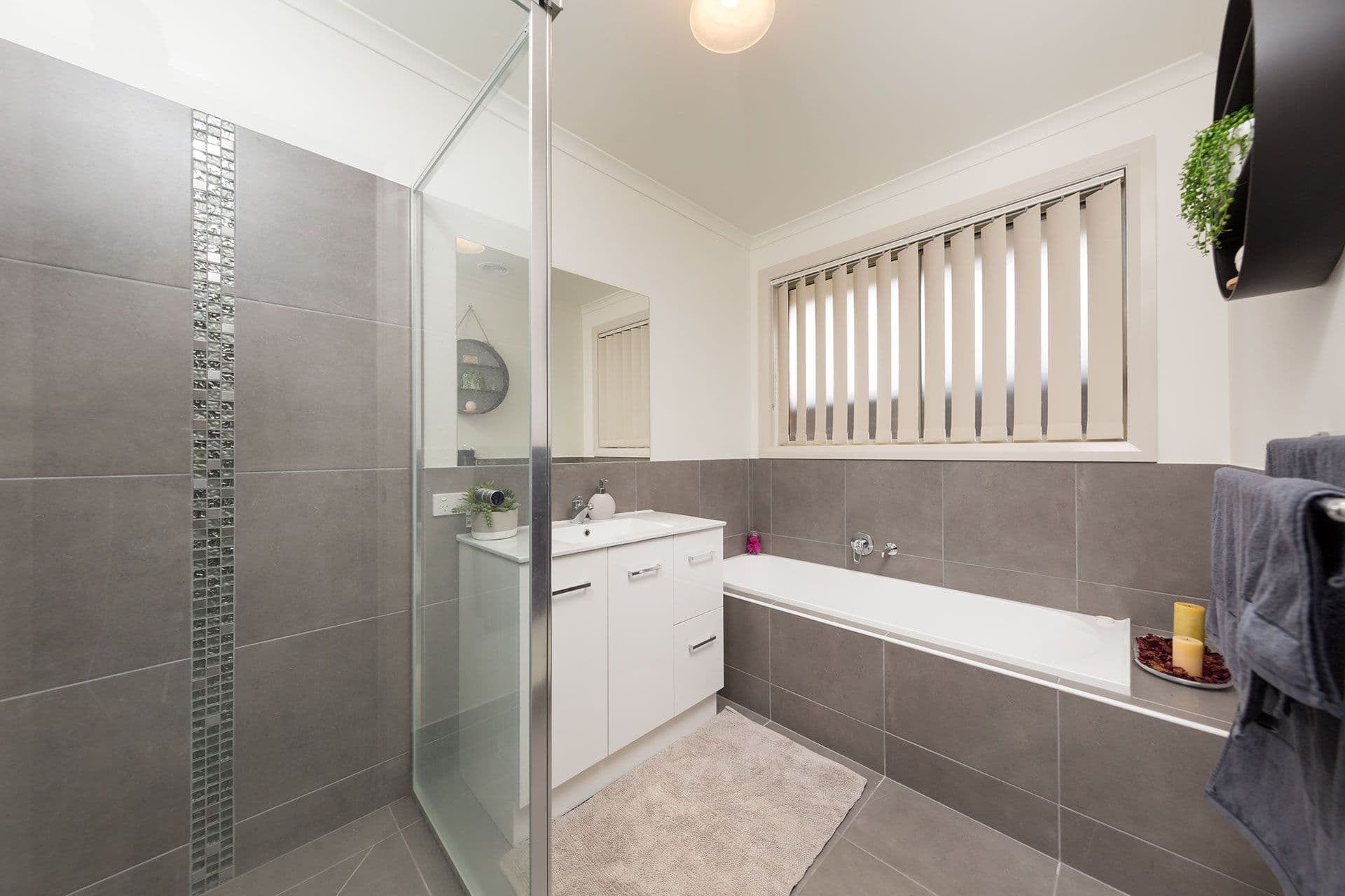 679 Kemp Street, Springdale Heights - Thumbnail 8